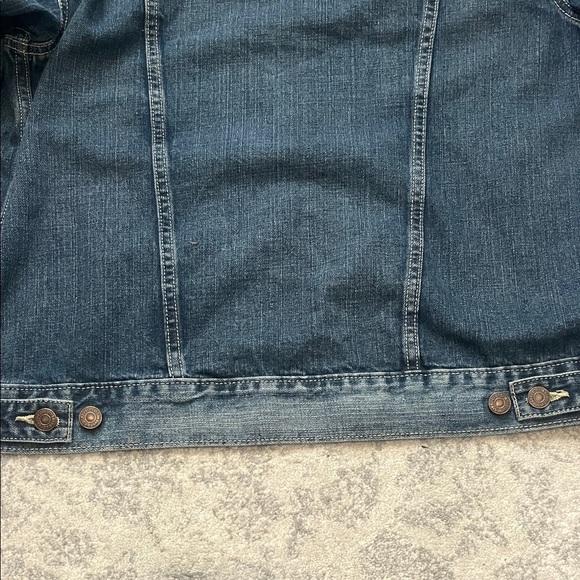 Levi's Classic Blue Denim Vintage Jacket - Picture 11 of 12